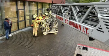 DLK-auf-Uebung-in-Oberndorf